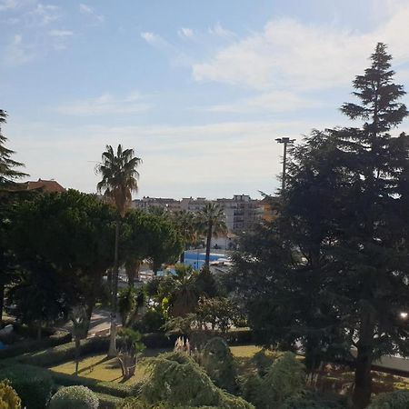 Condominio Ariazzurra S. Bart. San Bartolomeo Al Mare Bagian luar foto