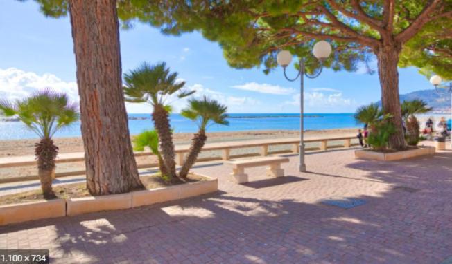 Condominio Ariazzurra S. Bart. San Bartolomeo Al Mare Bagian luar foto
