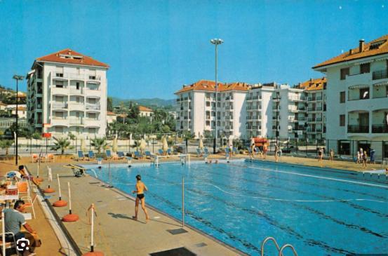 Condominio Ariazzurra S. Bart. San Bartolomeo Al Mare Bagian luar foto