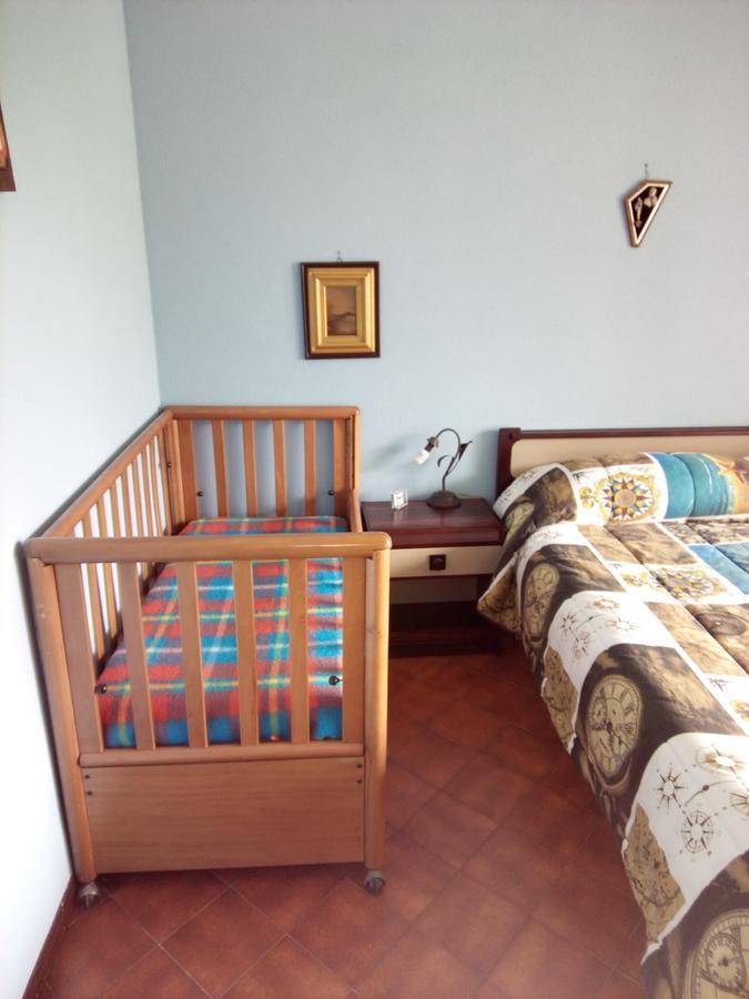 Condominio Ariazzurra S. Bart. San Bartolomeo Al Mare Bagian luar foto